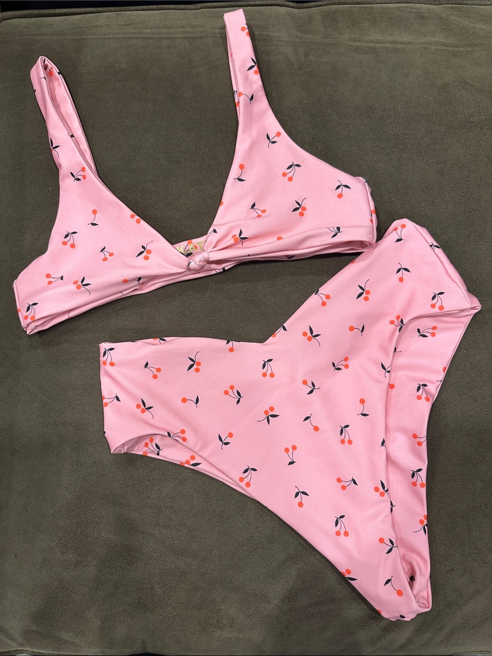 Skatie Swim Bikini Set Size Large